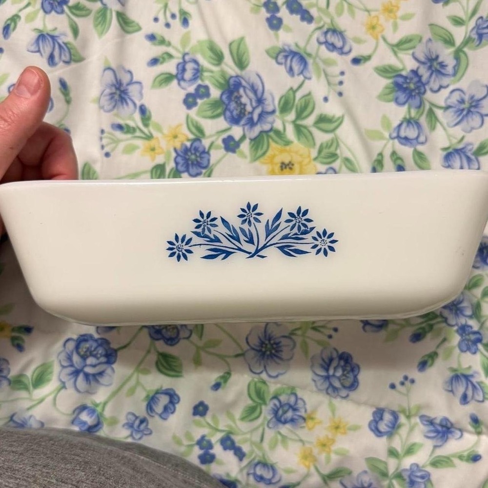 Anchor Hocking Fire-King 441 Blue Cornflower Milk Glass Loaf Pan 1 Qt Kitchen